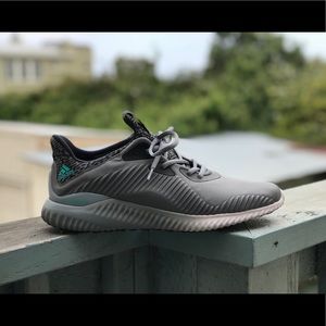 Adidas Alphabounce